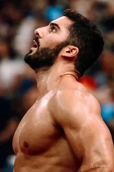 Cassius Valerian Hintergrund